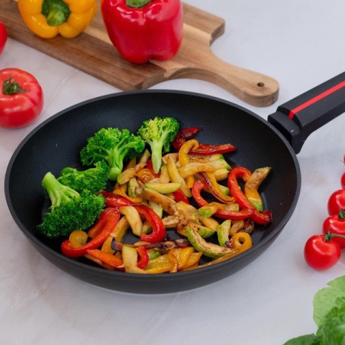 Сковорода Magio MG-1174 кована антипригарна 24 см, сковорода з антипригарним покриттям