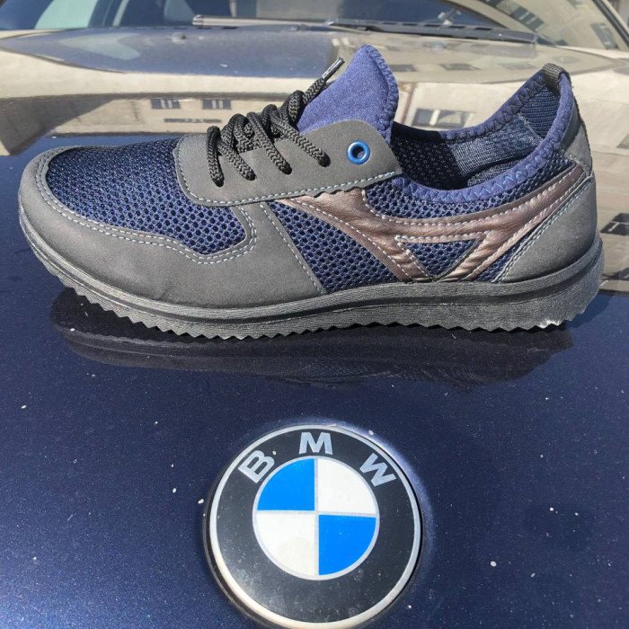 Текстильні кросовки сіткою 41 розмір. літні кросівки під джинси для чоловіків. Модель 91464. Колір: синій