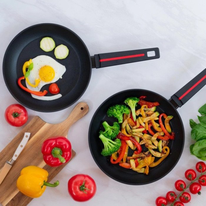 Сковорода Magio MG-1174 кована антипригарна 24 см, сковорода з антипригарним покриттям