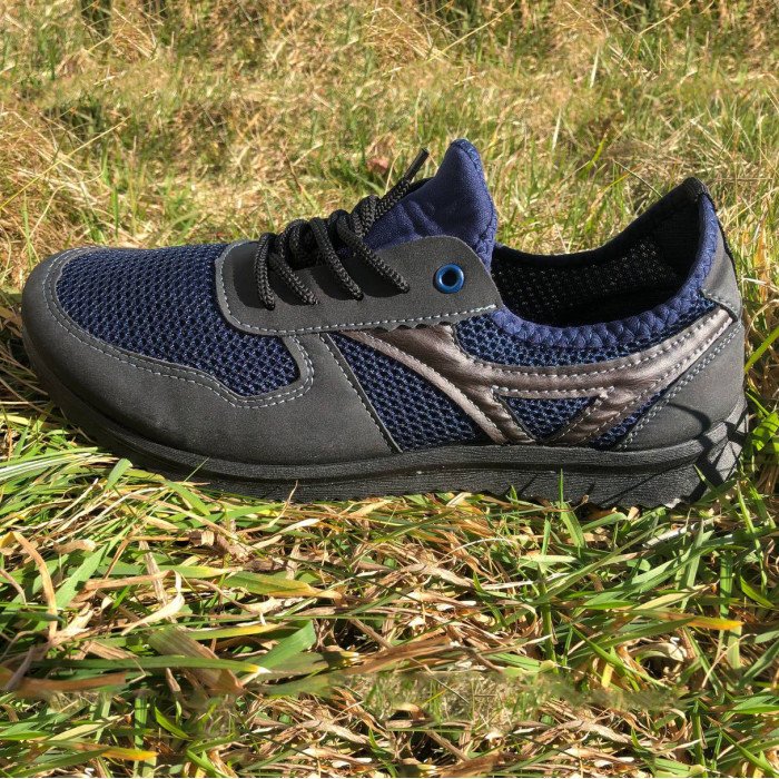 Текстильні кросовки сіткою 45 розмір. літні кросівки під джинси для чоловіків. Модель 91464. Колір: синій