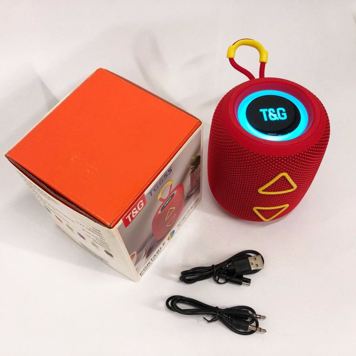 Портативна колонка TG655 5W з RGB підсвічуванням та ремінцем, бездротова колонка потужна. Колір: червоний