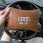 Набір із двох подушок на підголівник Audi, з натуральної коричневої шкіри, Подарунок чоловікові водієві