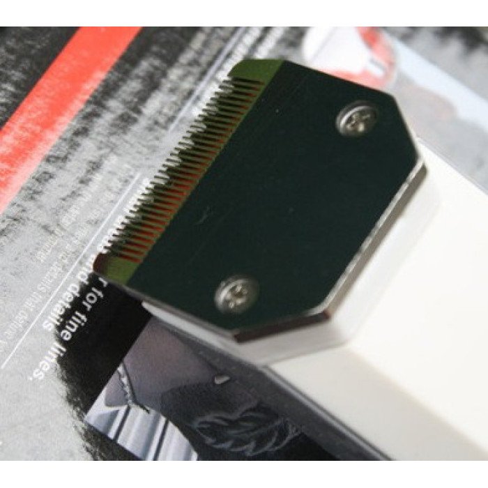 Машинка для стрижки, бритва, триммер GEMEI GM-586 4в1