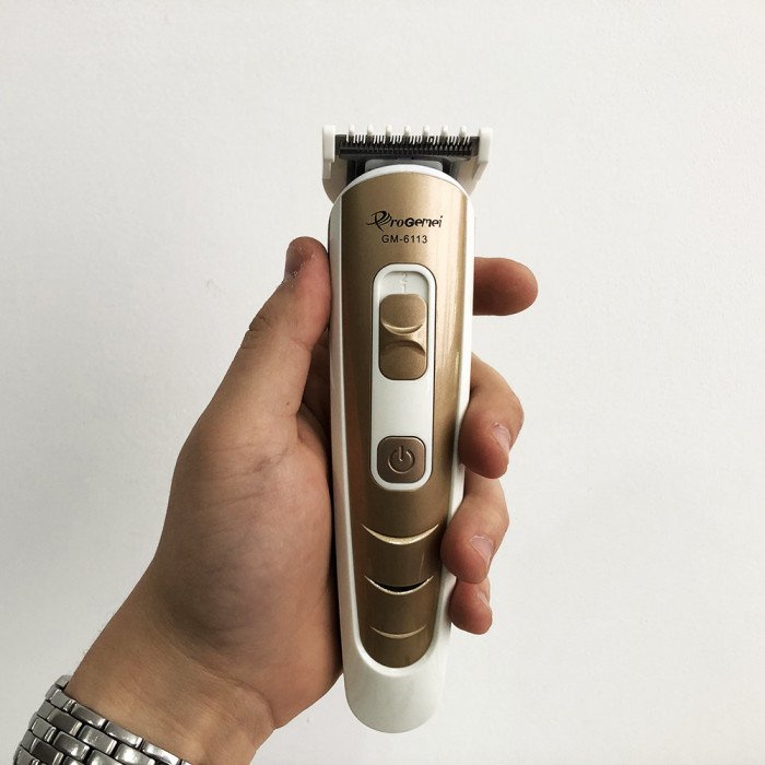 Машинка для стрижки волосся Gemei GM-6113 акумуляторна, чоловіча машинка для гоління. Колір: золотий