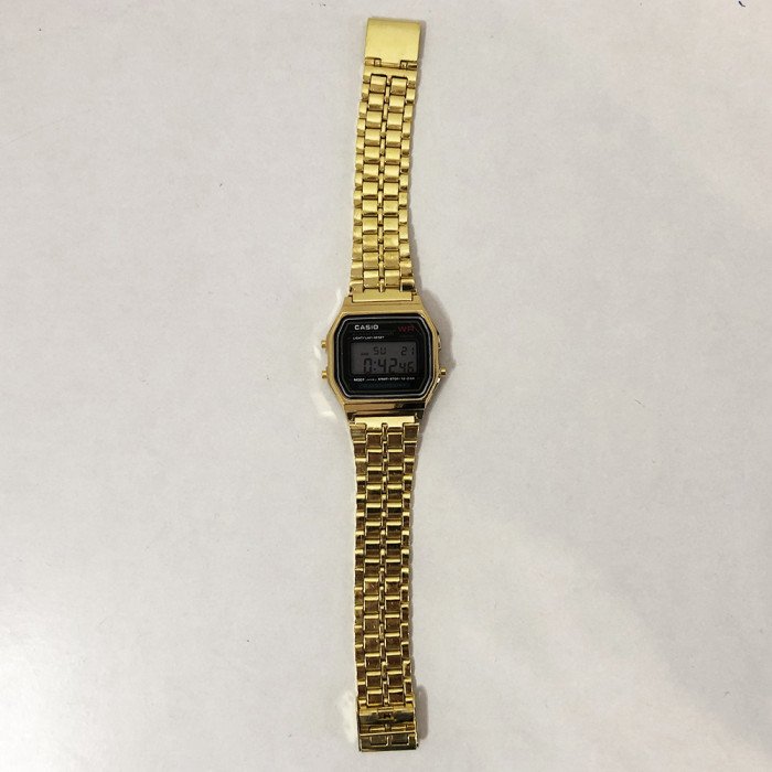 Годинник наручний класичний: Casio. Колір: золото