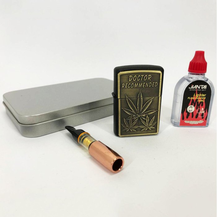 Запальничка бензинова в подарунковій коробці N10, Запальнички бензинові, Подарункові запальнички для куріння.