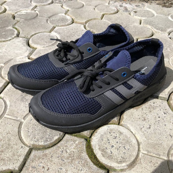 Модні універсальні кросівки із сітки 42 розмір. Чоловічі кросівки з тканини, що дихають. Модель 48177. Колір: синій