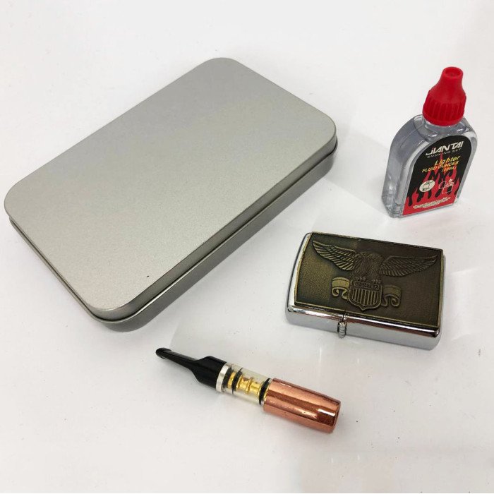 Запальничка бензинова в подарунковій коробці N6, сувенір запальничка, подарунки для чоловіків