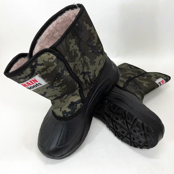 Чоботи чоловічі утеплені. Розмір 45. Колір: зелений піксель