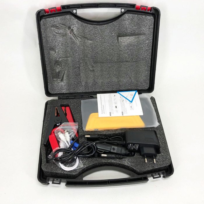Пускозарядний пристрій на 50800 mAh для автомобільного акумулятора з індикацією заряду в кейсі