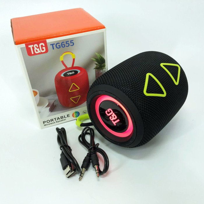 Портативна колонка TG655 5W з RGB підсвічуванням та ремінцем, Bluetooth колонка для вулиці. Колір: чорний