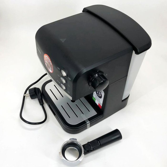 Кавомашина ріжкова для дому з капучинатором Magio MG-963