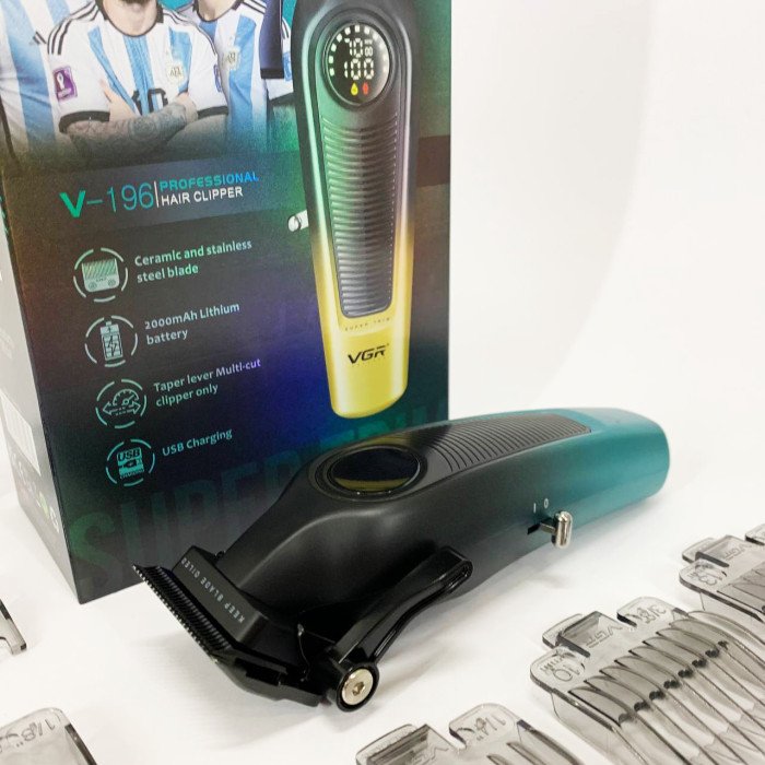 Акумуляторна машинка для стрижки VGR V-196 GREEN