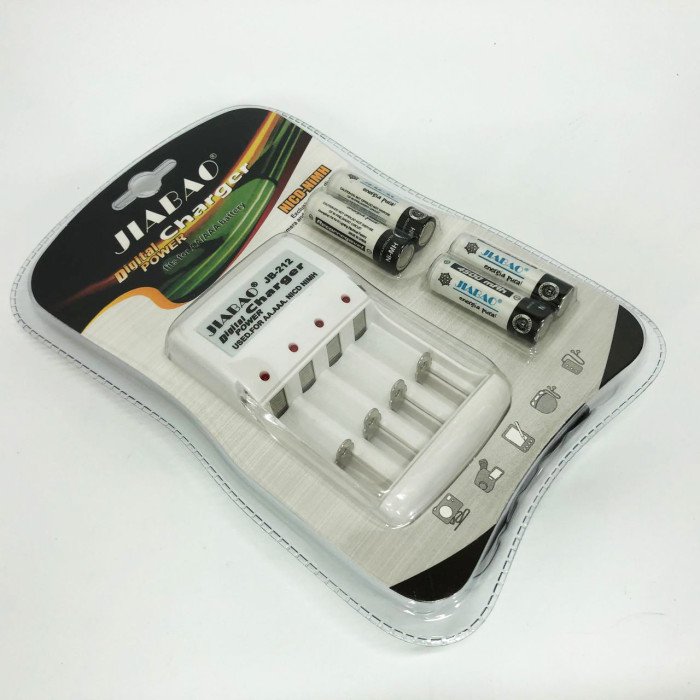 Зарядний пристрій для акумуляторів АА та ААА, Jiabao JB-212 + 4 акумулятори ААА