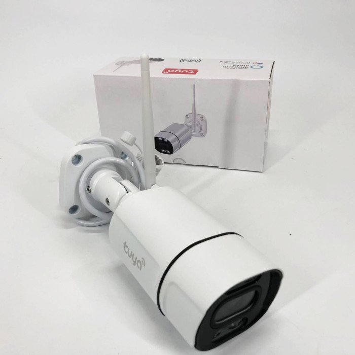 Камера відеоспостереження Camera C16 TUYA APP WIFI IP 3.0 mp вул.