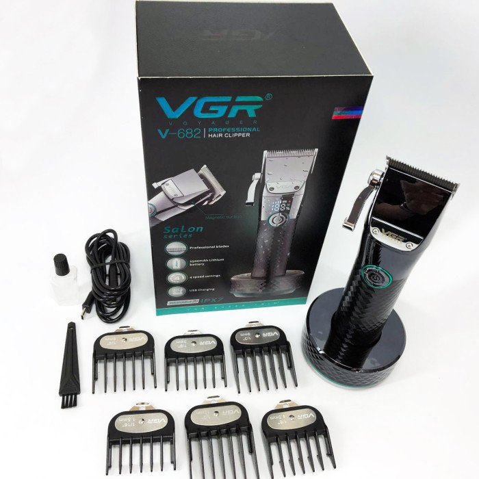 Професійна бездротова машинка для стрижки VGR V-682 тример для волосся, бороди та вусів на підставці