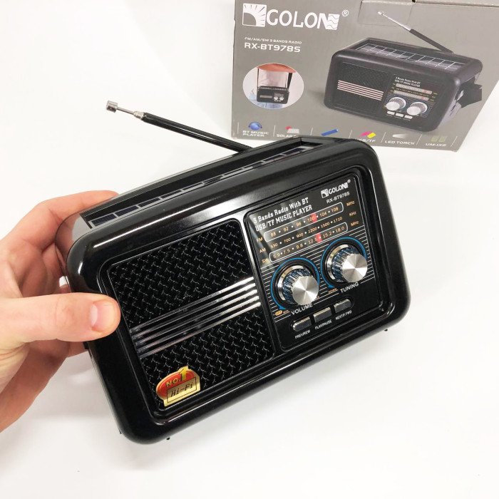 Радіо приймач Golon RX-BT978S сонячна панель AUX 3.5mm, Радіо приймач з вбудованим акумулятором