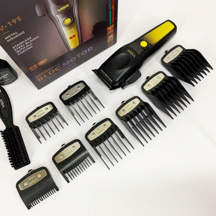 Акумуляторна машинка для стрижки VGR V-195 GOLD