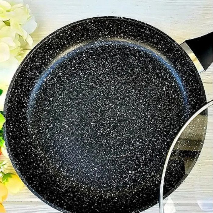 Сковорода UNIQUE UN-5151 антипригарне гранітне покриття 18 см темний мармур