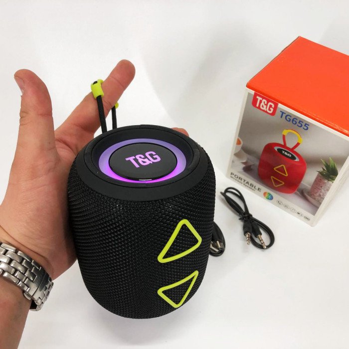 Портативна колонка TG655 5W з RGB підсвічуванням та ремінцем, Bluetooth колонка для вулиці. Колір: чорний