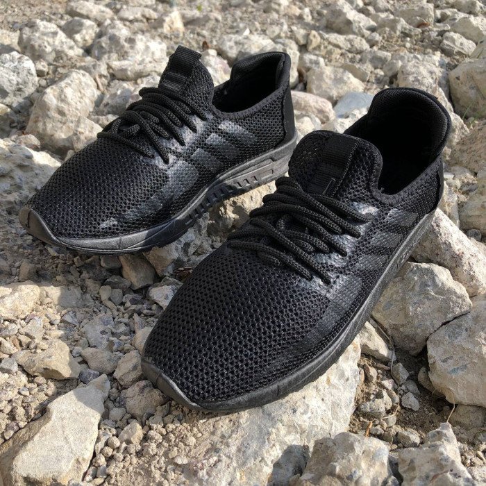 Кросівки з тканинним верхом із сітки 41 розмір. Літні кросівки сітка. Модель 67554. Колір: чорний