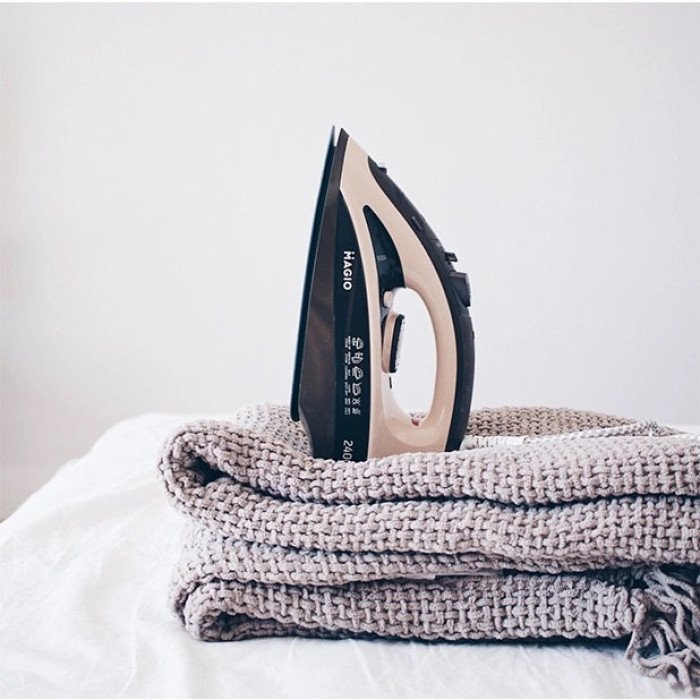 Праска Magio MG-134 3000 Вт, парова праска-очисник, праска електрична парова. Колір: бежевий