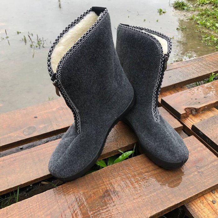 Жіночі чоботи. Розмір 40. Хутряні, високі, утеплені, Бурки повстяні жіночі, Суконні зимові бурки