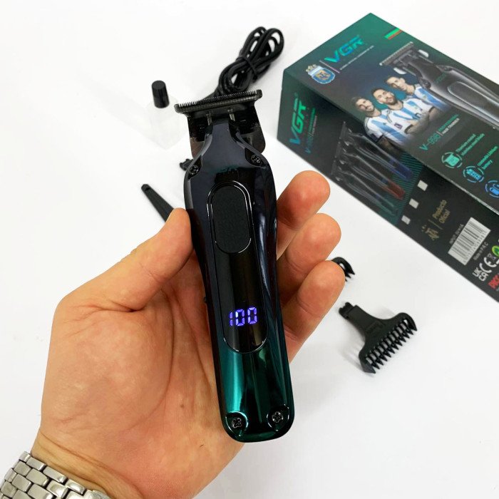 Тример VGR V-998. Колір: зелений