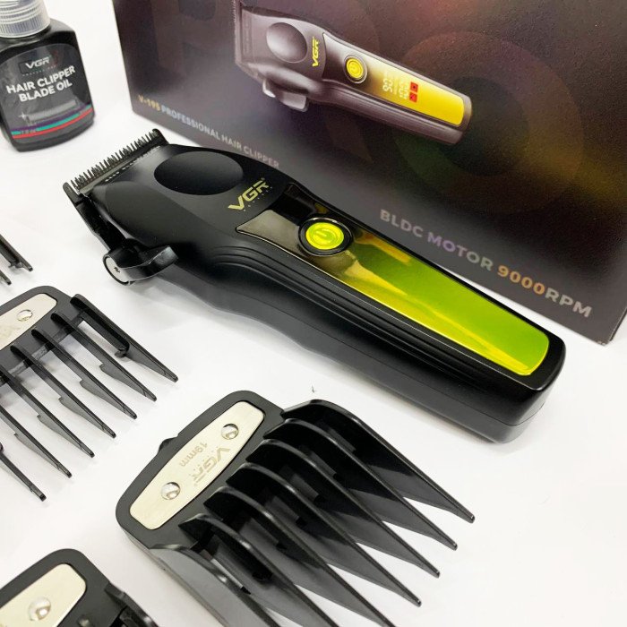 Акумуляторна машинка для стрижки VGR V-195 GOLD