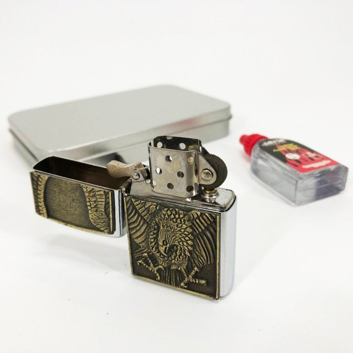 Запальничка бензинова в подарунковій коробці N13, подарункові запальнички, подарунок запальничка хлопцю.