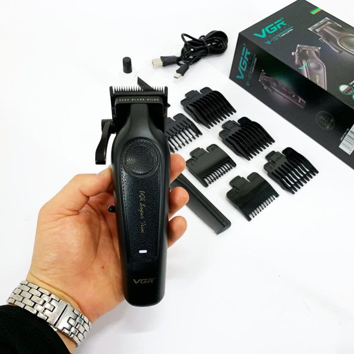 Акумуляторна машинка для стрижки VGR V-197