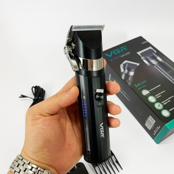 Акумуляторна машинка для стрижки VGR V-687