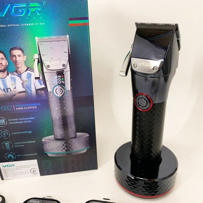 Професійна бездротова машинка для стрижки VGR V-682 RED тример для волосся