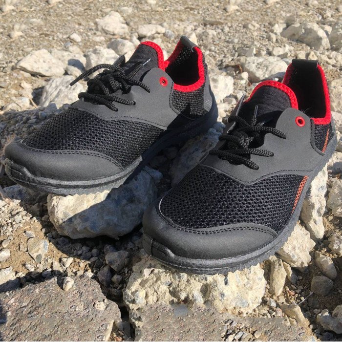 Чоловічі кросівки із сітки 42 розмір. Літні чоловічі кросівки. Модель 12843. Колір: чорний