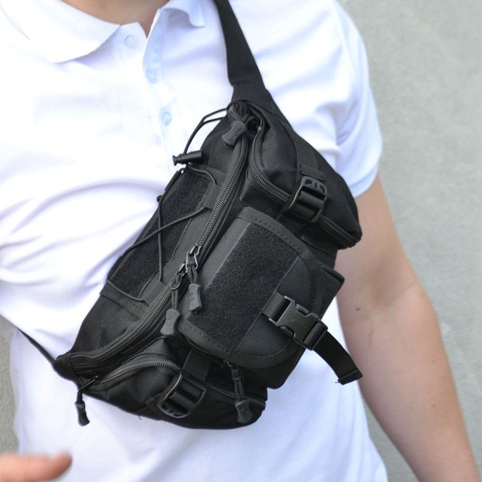 Набір! Якісна тактична сумка через плече + тактичний ліхтар