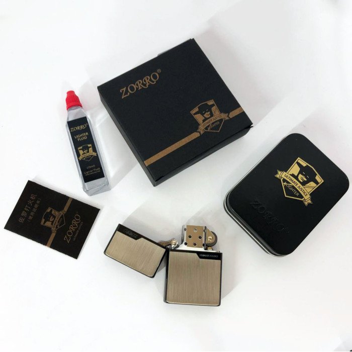 Запальничка бензинова Zorro HL-296, подарункова запальничка сувенірна, запальничка на день народження.