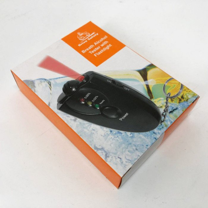 Електронний портативний алкотестер з підсвічуванням 2 x ААА, Компактний портативний алкотестер