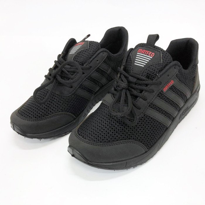 Літні кросівки. Розмір 41. Колір: чорний