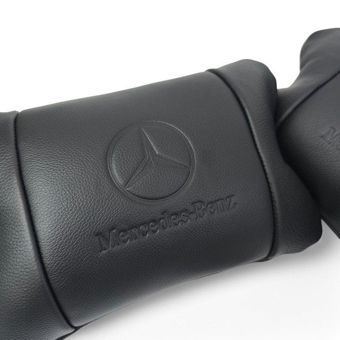 Набір шкіряних подушок Mercedes-Benz + брелок у подарунок, подушка на підголовник