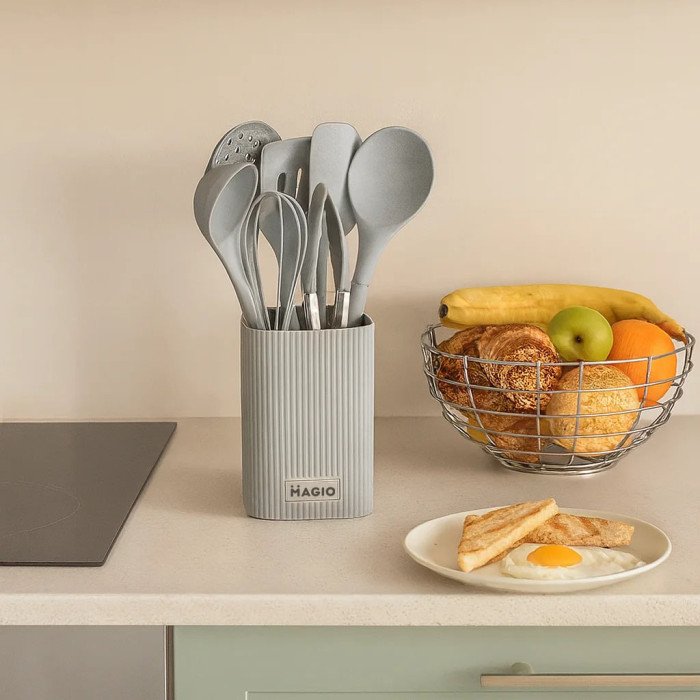 Набір кухонного приладдя Magio MG-1131