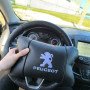 Набір подушок Peugeot із шкіри + брелок у подарунок, Автоподушки з вишивкою