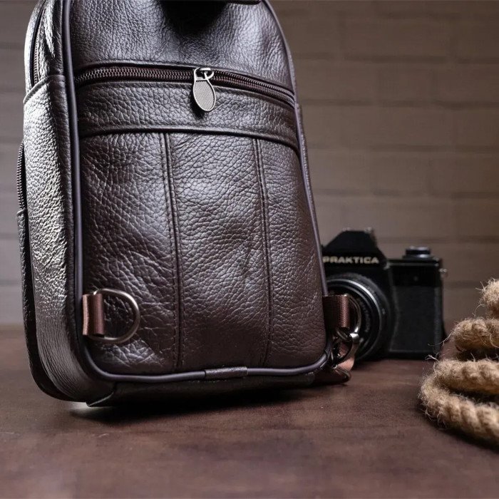 Стильна чоловіча шкіряна сумка слінг,середнього розміру з якісної італійської шкіри у фірмовій упаковці