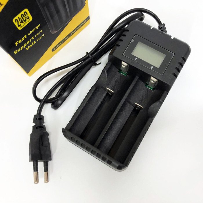 Універсальний зарядний пристрій АКБ SMART Q2