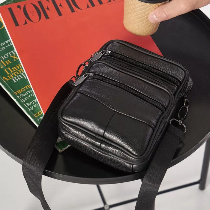 Стильна чоловіча сумка через плече з натуральної шкіри, компактний розмір, багато відділень
