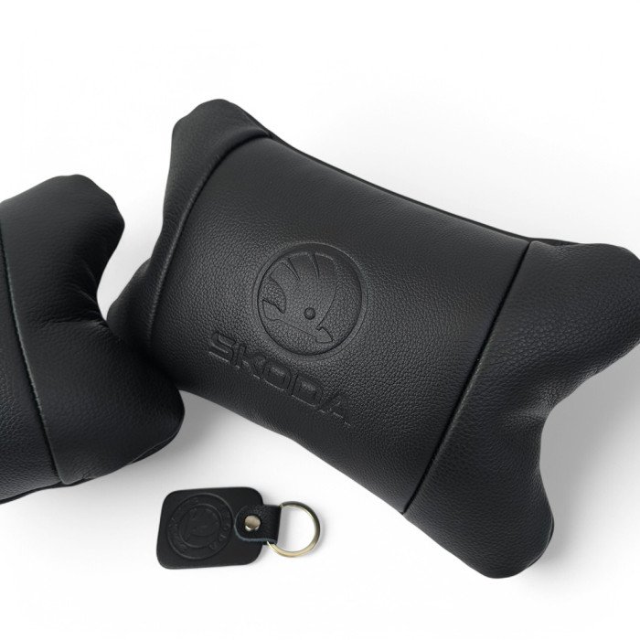 Набір авто подушок Skoda з натуральної шкіри + брелок, Автоподушка на підголовник
