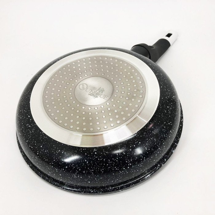 Сковорода UNIQUE UN-5134 22 см. без кришки, стійка до подряпин та сколів сковорода, з антипригарним покриттям