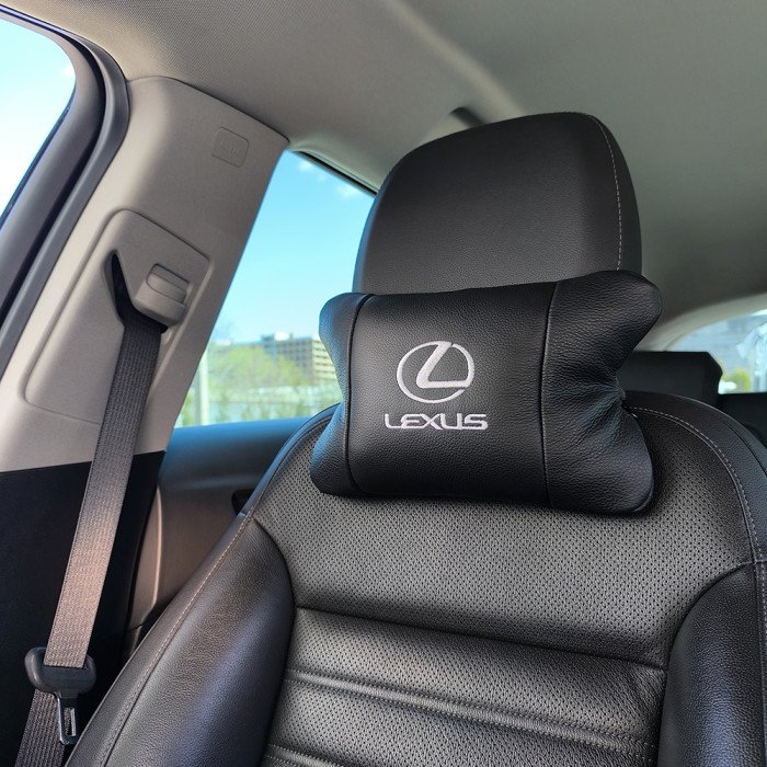 Набір автоподушок Lexus шкіра Італія+ подарунок, Автоподушки Лексус з вишивкою