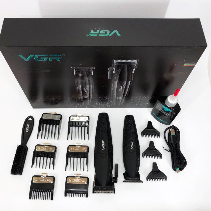 Професійний набір для стрижки волосся VGR V-640 акумуляторний Barber Combo PREMIUM. Колір: чорний