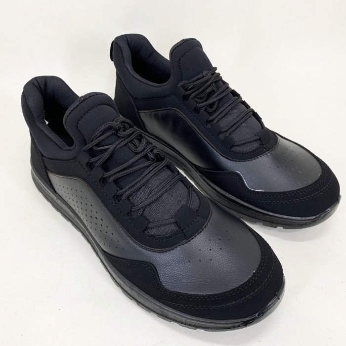 Кросівки утеплені 44р 28,5см, Кросівки єврозима