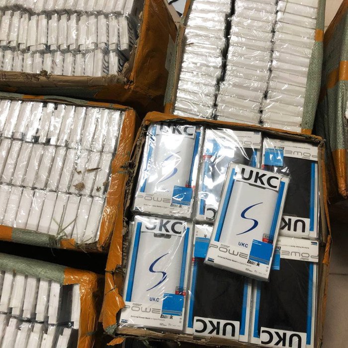 Портативне мобільне заряджання Power Bank 30000/9600mAh UKC, Умб зарядне power bank. Колір: білий